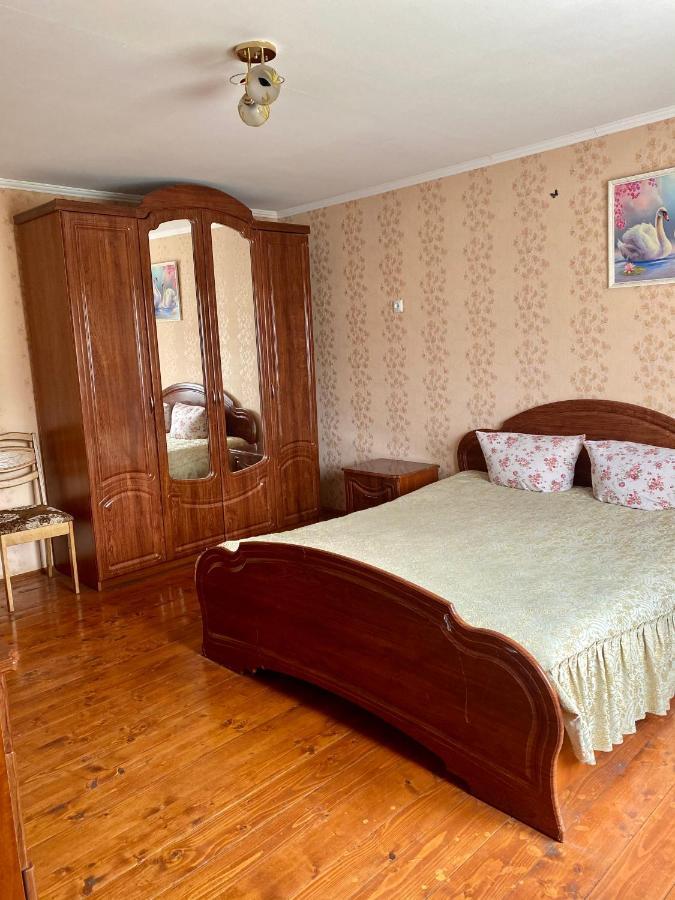 Medova Hata Hotel Verkhnyaya Rozhanka Buitenkant foto