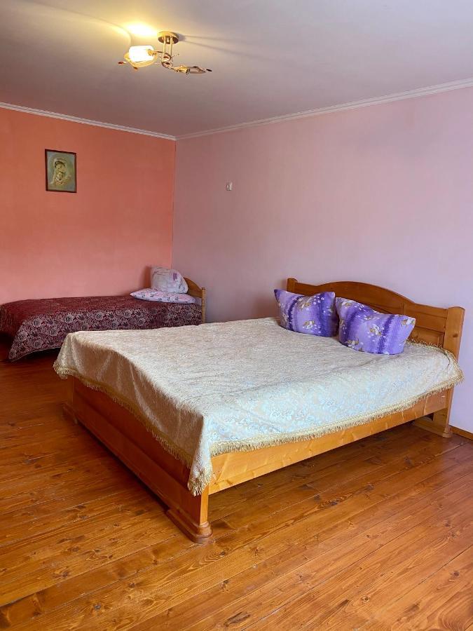 Medova Hata Hotel Verkhnyaya Rozhanka Buitenkant foto