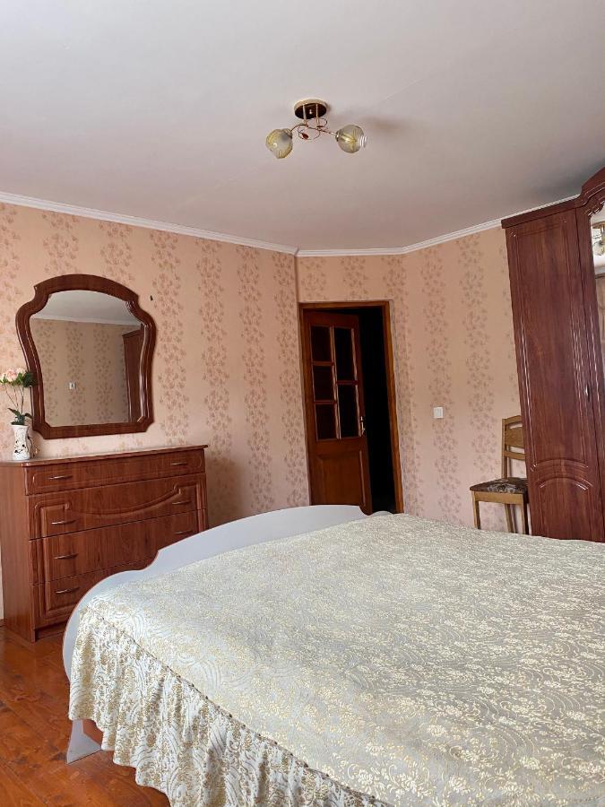 Medova Hata Hotel Verkhnyaya Rozhanka Buitenkant foto