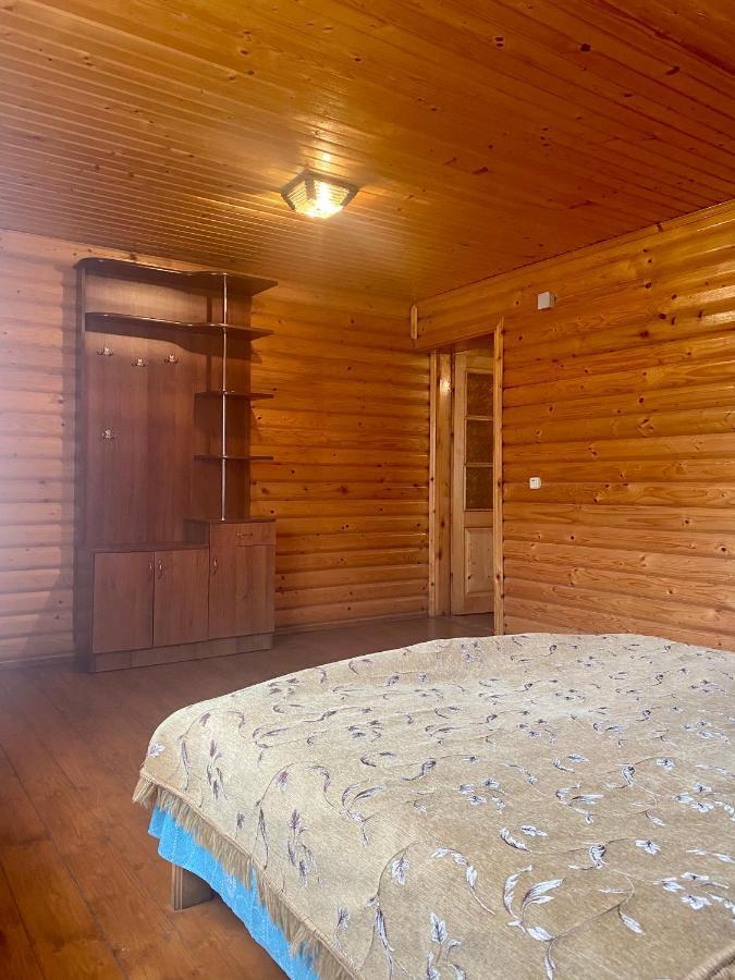 Medova Hata Hotel Verkhnyaya Rozhanka Buitenkant foto
