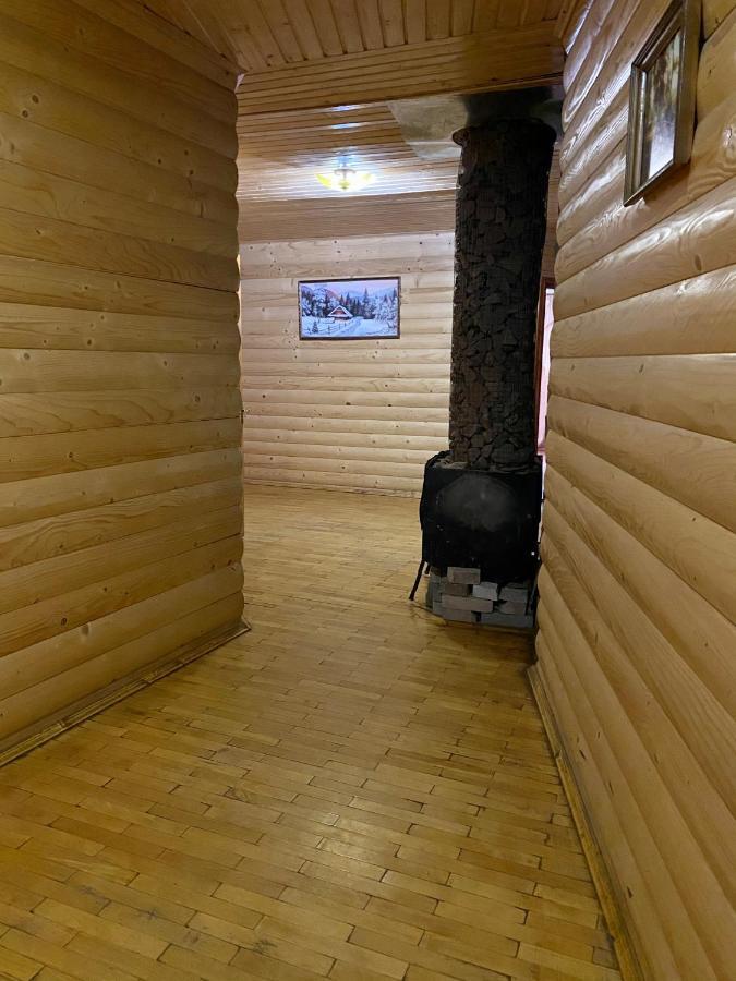 Medova Hata Hotel Verkhnyaya Rozhanka Buitenkant foto