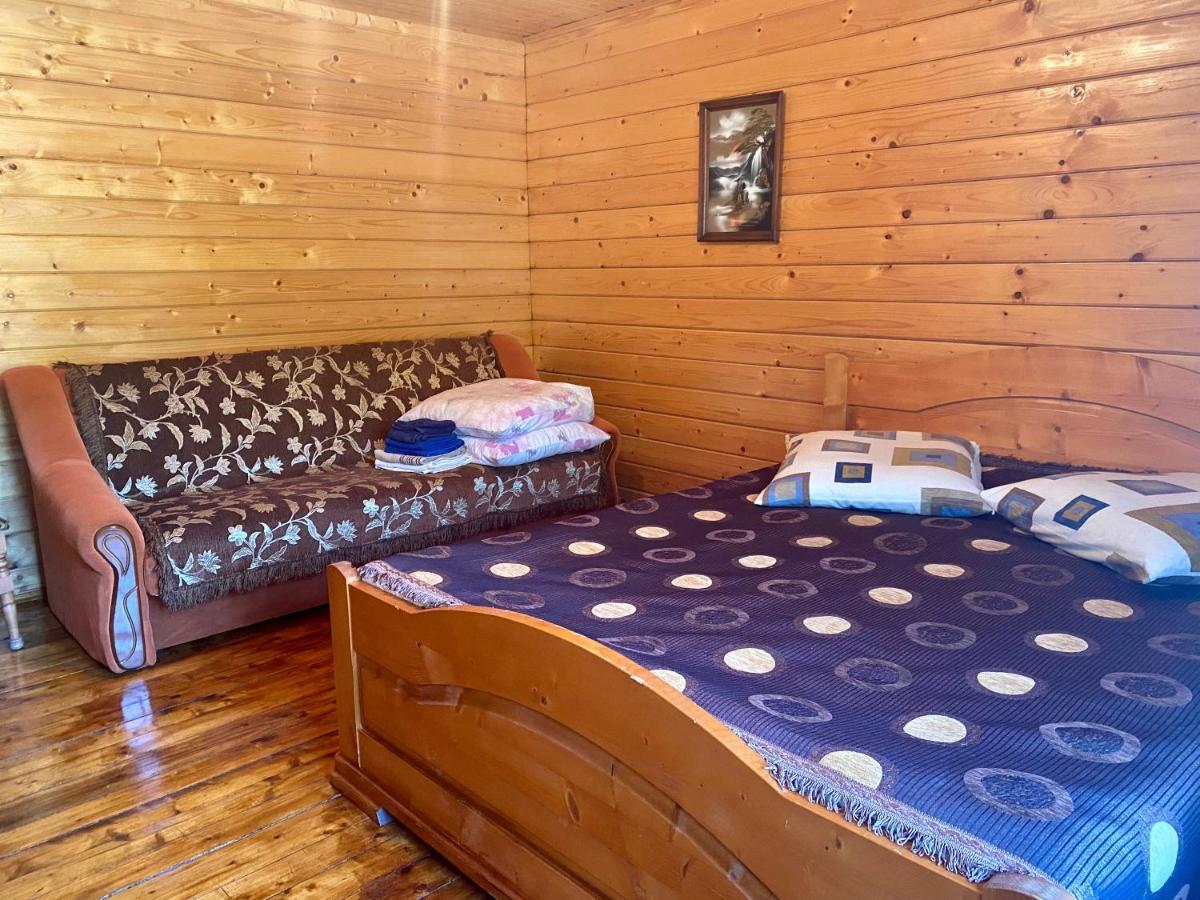 Medova Hata Hotel Verkhnyaya Rozhanka Buitenkant foto