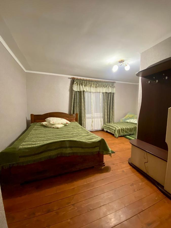 Medova Hata Hotel Verkhnyaya Rozhanka Buitenkant foto